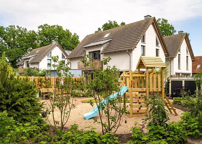 Domizil am Ostseewald - Haus Strandflieder